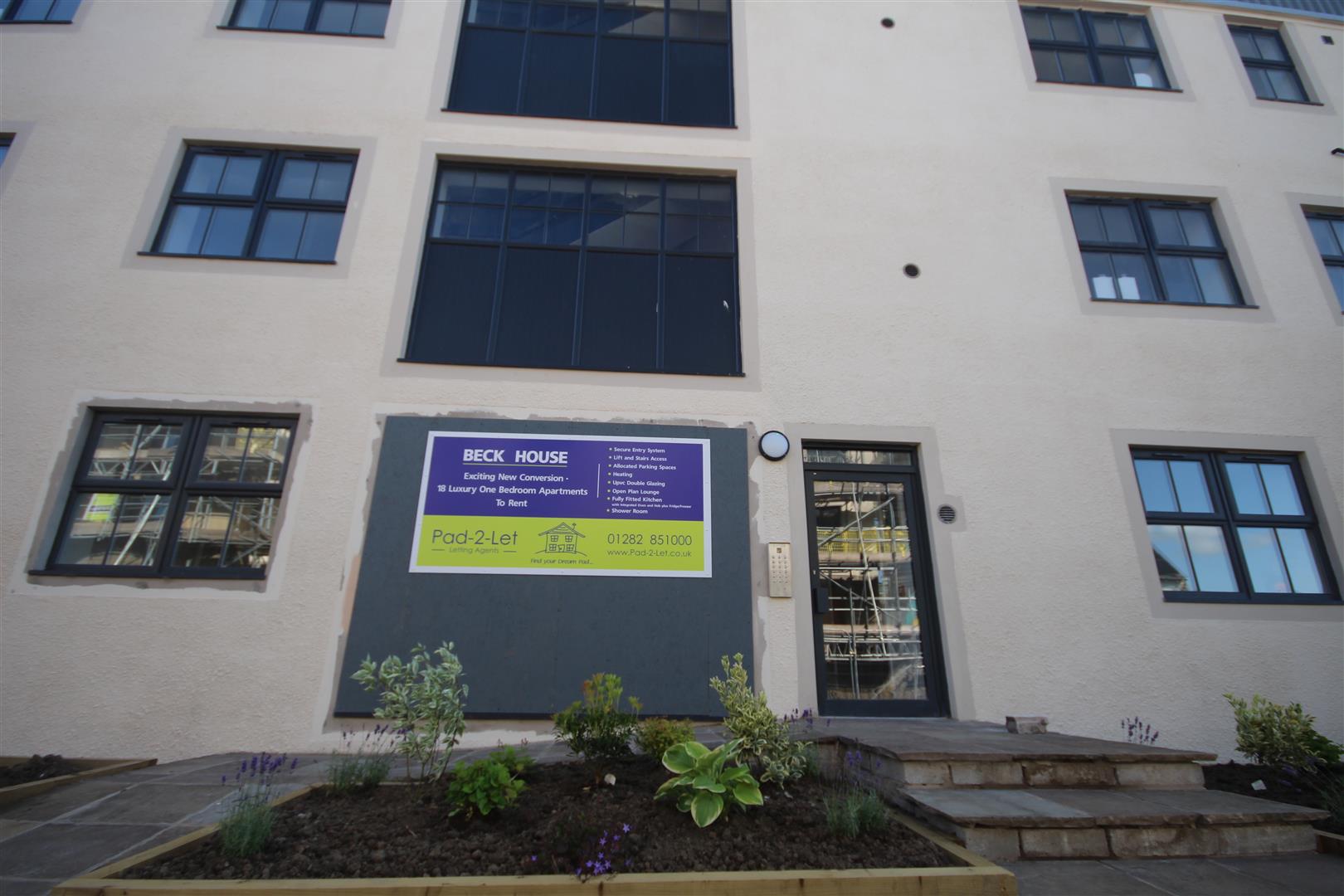 1 bedroom apartment To Let in Earby - IMG_7652.jpg